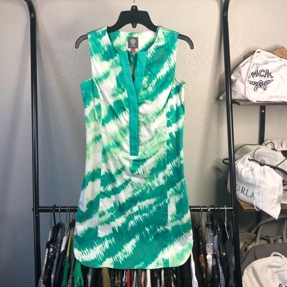VINCE camuto green tropical dress